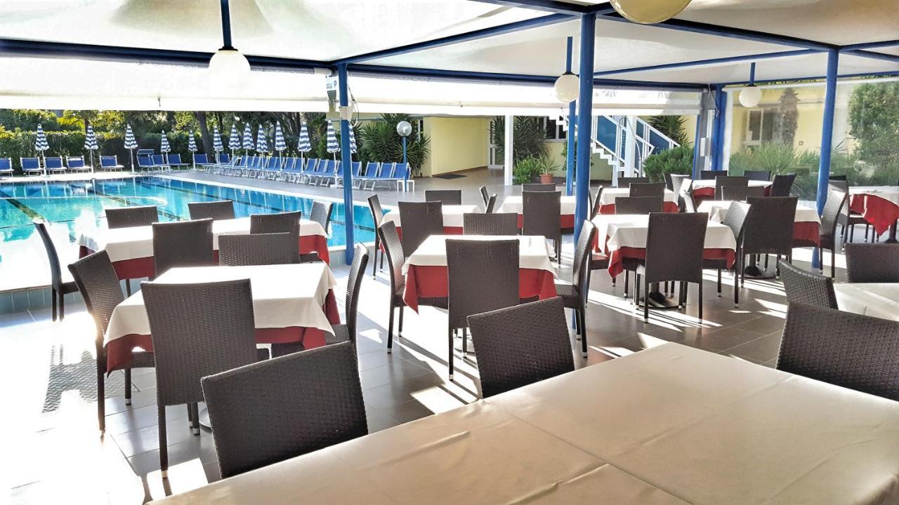 Hotel Alla Terrazza Bibione Luaran gambar
